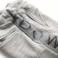 画像をギャラリービューアに読み込む, DOWBL/ダブル/Side Logo Cropped Sweat Pants【全2色】