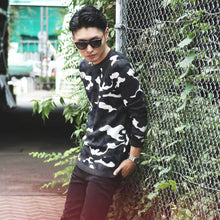 画像をギャラリービューアに読み込む, DOWBL/ダブル/Camo Crew Neck Knit Sweater【全1色】
