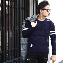 画像をギャラリービューアに読み込む, DOWBL/ ダブル/ Kiss Icon Sideline Crew Neck Knit  【全3色】