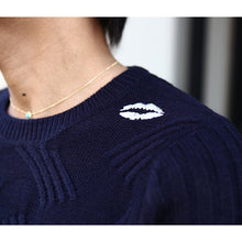 画像をギャラリービューアに読み込む, DOWBL/ ダブル/ Kiss Icon Sideline Crew Neck Knit  【全3色】
