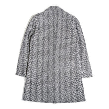 画像をギャラリービューアに読み込む, DOWBL/ ダブル/ Herringbone Dressy Chester Coat  【全1色】