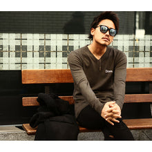 画像をギャラリービューアに読み込む, DOWBL/ ダブル/ Melted skin touch V neck knit sew  【全4色】