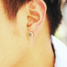 画像をギャラリービューアに読み込む, DOWBL/ ダブル/ Black Zirconia Gold Carved Seal Earrings  【全1色】
