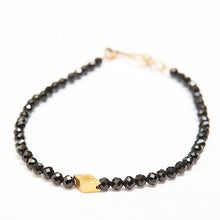 画像をギャラリービューアに読み込む, DOWBL/ ダブル/ Rhombus Charm Onyx Bracelet  【全1色】