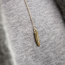 画像をギャラリービューアに読み込む, DOWBL/ ダブル/ Gold Feather Rosary Zirconia Necklace  【全1色】