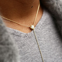 画像をギャラリービューアに読み込む, DOWBL/ ダブル/ Gold Feather Rosary Zirconia Necklace  【全1色】