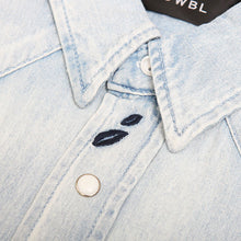 画像をギャラリービューアに読み込む, DOWBL/ ダブル/ Damaged Logo Stitch Denim Shirt  【全1色】