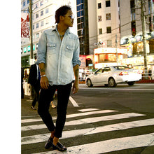 画像をギャラリービューアに読み込む, DOWBL/ ダブル/ Damaged Logo Stitch Denim Shirt  【全1色】