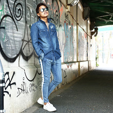 画像をギャラリービューアに読み込む, DOWBL/ ダブル/ Graffiti Logo Washed Denim Shirt  【全1色】