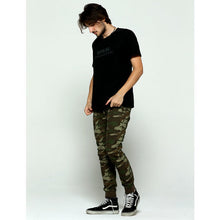 画像をギャラリービューアに読み込む, DOWBL/ ダブル/ Woodland Camo Mesh Print Sweat Pants  【全1色】