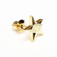 画像をギャラリービューアに読み込む, DOWBL/ ダブル/ Gold Rhombus Star Earrings  【全1色】
