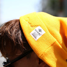 画像をギャラリービューアに読み込む, DOWBL/ ダブル/ 無しGold Cursive Color Knit Cap  【全5色】