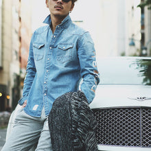 画像をギャラリービューアに読み込む, DOWBL/ ダブル/ Arabesque Logo Denim Shirt  【全1色】