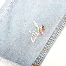 画像をギャラリービューアに読み込む, DOWBL/ ダブル/ Kiss Cutoff Bleach Skinny Denim  【全1色】