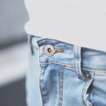 画像をギャラリービューアに読み込む, DOWBL/ ダブル/ Kiss Cutoff Bleach Skinny Denim  【全1色】