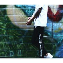 画像をギャラリービューアに読み込む, DOWBL/ ダブル/ Two Face Rhombus Skinny Sweat Pants  【全2色】
