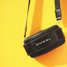 画像をギャラリービューアに読み込む, DOWBL/ ダブル/ Basic Logos Small Shoulder Bag  【全1色】