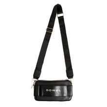 画像をギャラリービューアに読み込む, DOWBL/ ダブル/ Basic Logos Small Shoulder Bag  【全1色】