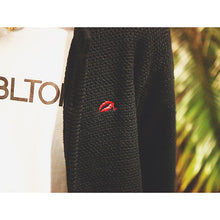 画像をギャラリービューアに読み込む, DOWBL/ ダブル/ Lip Icon Knit Cardigan  【全1色】