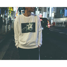 画像をギャラリービューアに読み込む, DOWBL/ ダブル/ Smoke Girl Photo Sweat Shirts  【全1色】