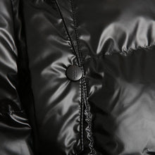 画像をギャラリービューアに読み込む, DOWBL/ ダブル/ Raven Hooded Down Jacket  【全1色】