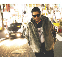 画像をギャラリービューアに読み込む, DOWBL/ ダブル/ Naughty Girl Photo Sweat Shirts  【全1色】