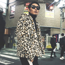 画像をギャラリービューアに読み込む, DOWBL/ ダブル/ Fur Wrap Hood Blouson  【全1色】
