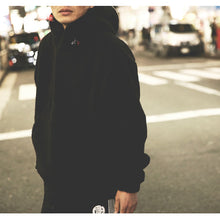 画像をギャラリービューアに読み込む, DOWBL/ ダブル/ Kiss Icon Attractive Boa Hoodie  【全1色】