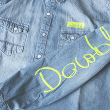 画像をギャラリービューアに読み込む, DOWBL/ ダブル/ Dual Texture Neon Logo Denim Shirt  【全2色】