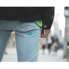画像をギャラリービューアに読み込む, DOWBL/ ダブル/ Blue Kiss Logo Damage Skinny Denim  【全1色】