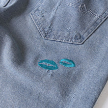 画像をギャラリービューアに読み込む, DOWBL/ ダブル/ Blue Kiss Logo Damage Skinny Denim  【全1色】