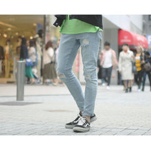 画像をギャラリービューアに読み込む, DOWBL/ ダブル/ Blue Kiss Logo Damage Skinny Denim  【全1色】