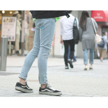画像をギャラリービューアに読み込む, DOWBL/ ダブル/ Blue Kiss Logo Damage Skinny Denim  【全1色】