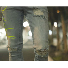 画像をギャラリービューアに読み込む, DOWBL/ ダブル/ Different Neon Color Logo Damage Skinny Denim  【全1色】