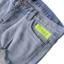 画像をギャラリービューアに読み込む, DOWBL/ ダブル/ Different Neon Color Logo Damage Skinny Denim  【全1色】