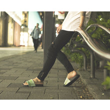 画像をギャラリービューアに読み込む, DOWBL/ ダブル/ Gradation Kiss Logo Strech Skinny Pants  【全1色】