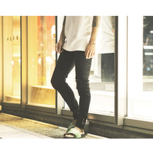 画像をギャラリービューアに読み込む, DOWBL/ ダブル/ Gradation Kiss Logo Strech Skinny Pants  【全1色】