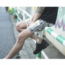 画像をギャラリービューアに読み込む, DOWBL/ ダブル/ Solemn Flower Logo Camoflage Shorts  【全1色】