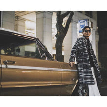 画像をギャラリービューアに読み込む, Subtle Gold Logo Checked Coat