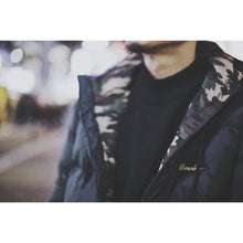 画像をギャラリービューアに読み込む, Badass Kiss Logo Hooded JKT