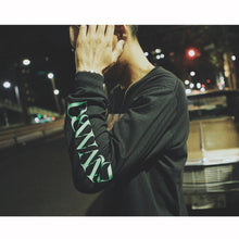 画像をギャラリービューアに読み込む, Attractive Girl Photo Neon Long Sleeve