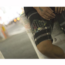 画像をギャラリービューアに読み込む, DOWBL/ ダブル/ Chic Botanical Logo Crossing Pattern Shorts