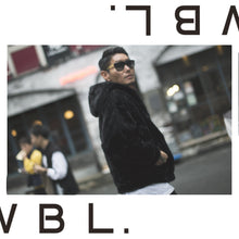 画像をギャラリービューアに読み込む, Black Gloss Kiss Logo JKT