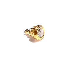 画像をギャラリービューアに読み込む, DOWBL/ ダブル/ Gold Carved Seal Zirconia Earrings  【全1色】