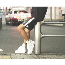 画像をギャラリービューアに読み込む, DOWBL/ ダブル/ Side Line Logo Leather Shorts