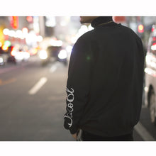 画像をギャラリービューアに読み込む, Naughty Logo Sleeve Sweat Shirts