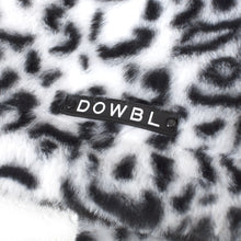 画像をギャラリービューアに読み込む, Reversible Raven Leopard Fur JKT