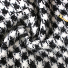 画像をギャラリービューアに読み込む, Kiss Logo Staggered Pattern Knitsew