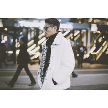画像をギャラリービューアに読み込む, Reversible Frosty Leopard Fur