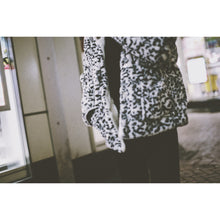 画像をギャラリービューアに読み込む, Reversible Frosty Leopard Fur